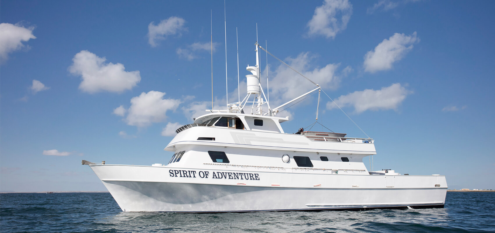 https://www.soasportfishing.com/images/slider/home/Spirit-of-Adventure-Boat.jpg